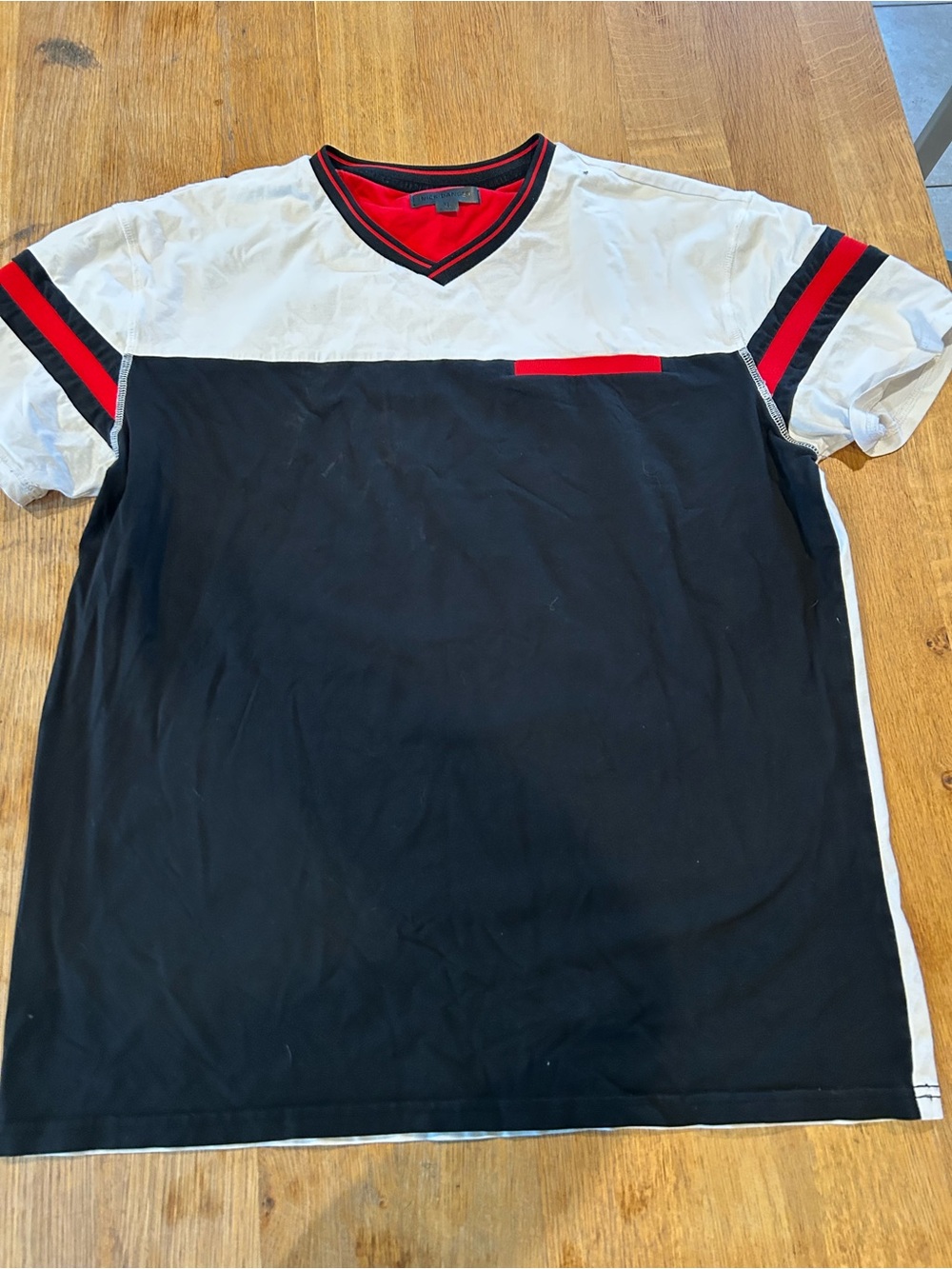 Classic Black and White V-Neck Short Sleeve Tee with Red Trim